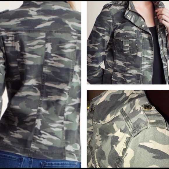 Kensie Jackets & Blazers - Kensie camouflage jacket